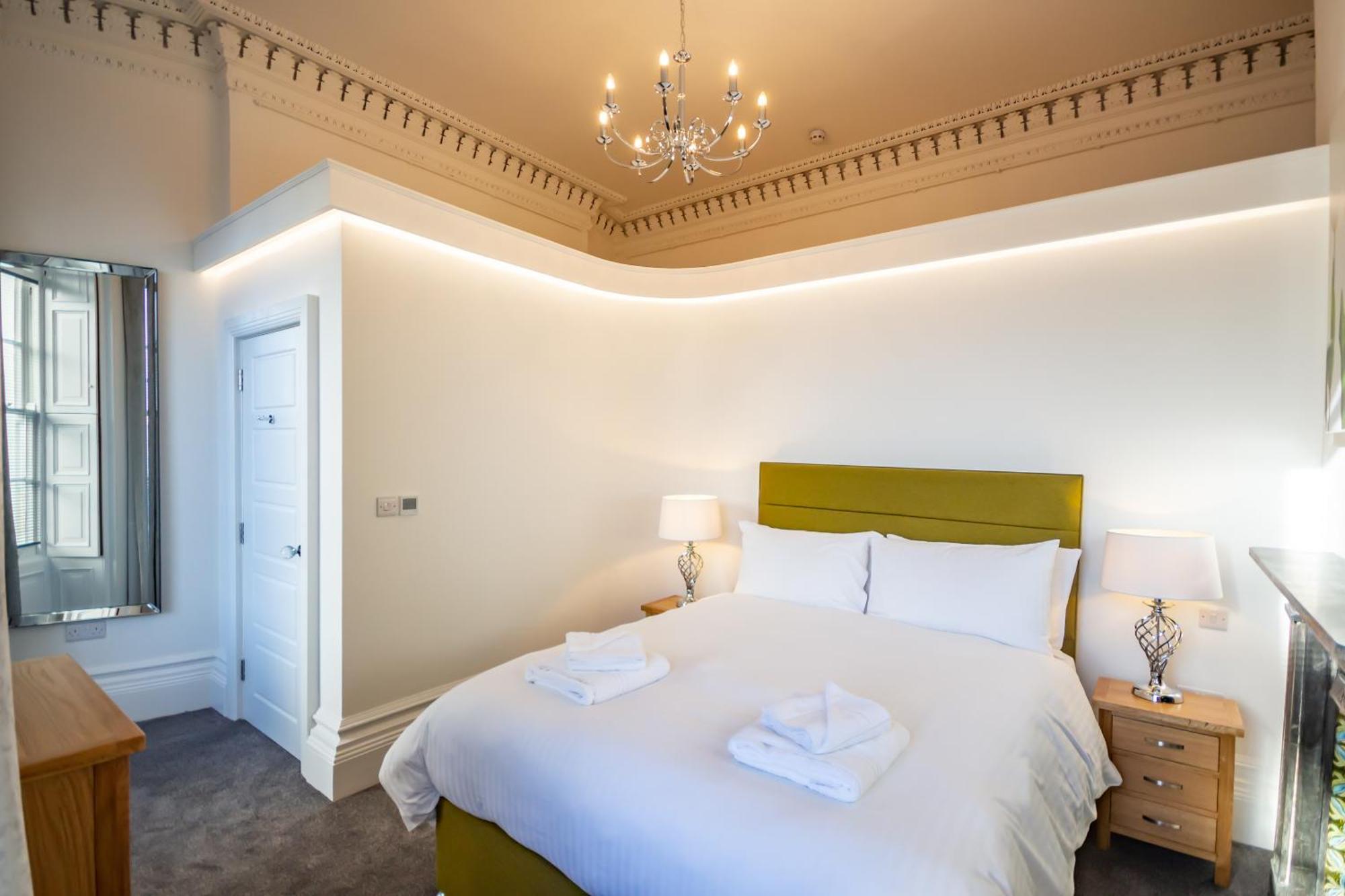 Luxury 1 Bedroom Ground Floor Apartment Plymouth Buitenkant foto